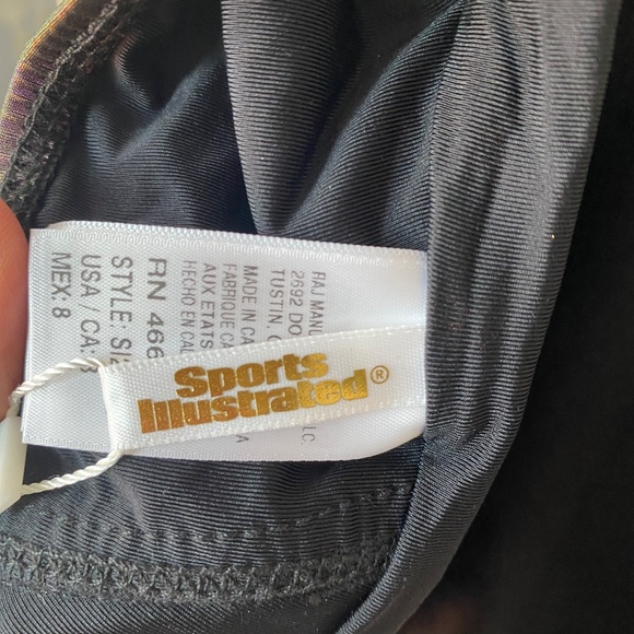 Sports Illustrated Iridescent Shine Swimsuit size 8 - Picture 7 of 16